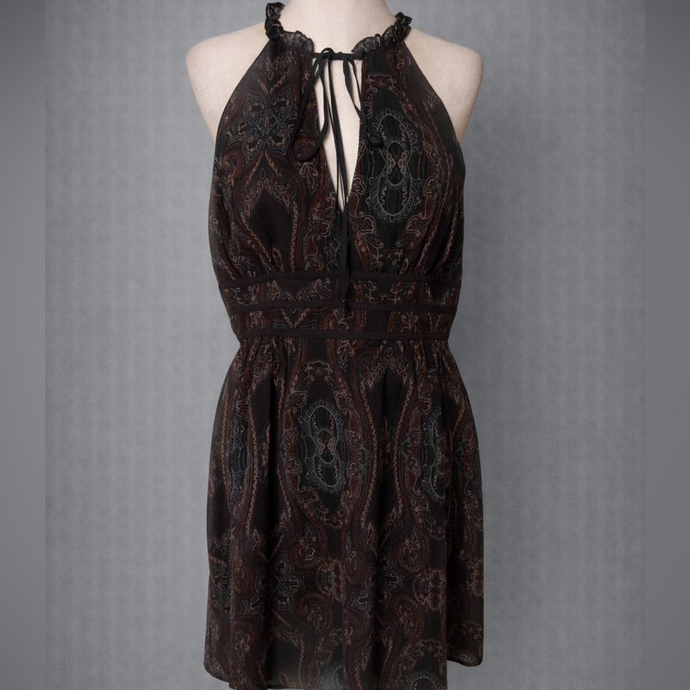BCBGeneration summer dress with tie in the front back zipper